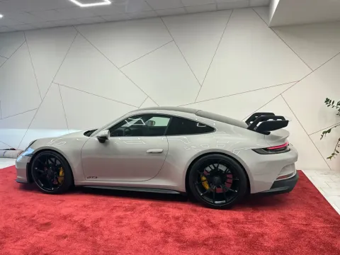 Porsche 992 — poza 3