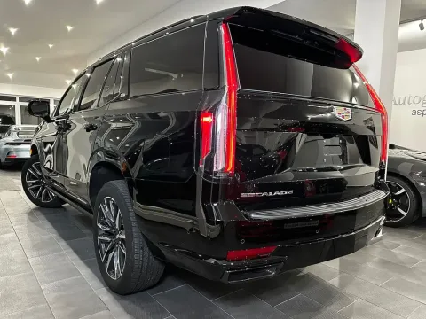 Cadillac Escalade — poza 3