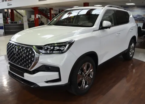 Ssangyong Rexton — poza 2