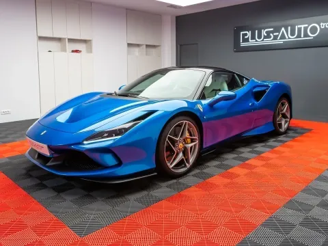 Ferrari F8