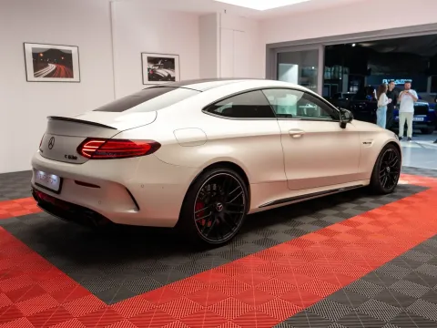 Mercedes-Benz C 63 Amg — poza 2