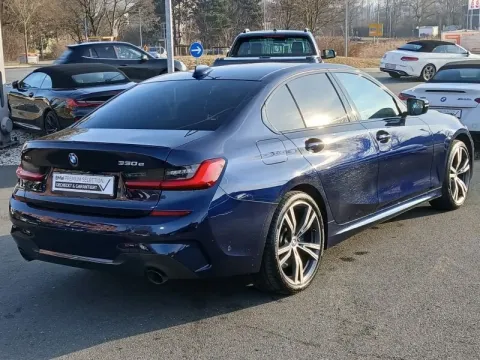 BMW 330 — poza 2