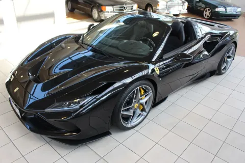 Ferrari F8