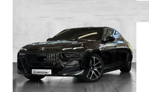 BMW 750