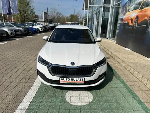 Skoda Octavia — poza 3