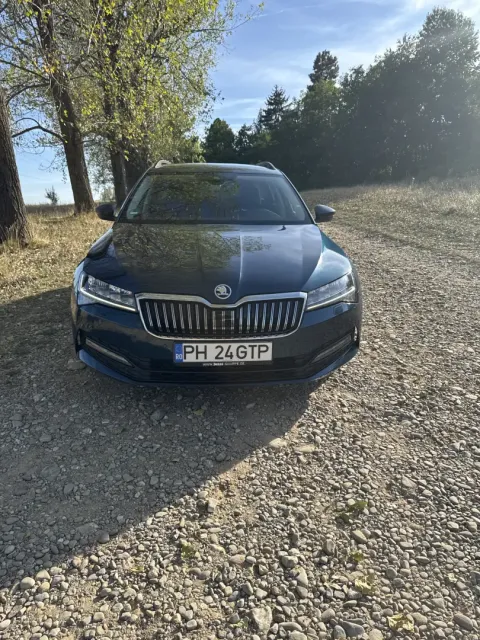 Skoda Superb — poza 2