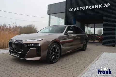 BMW 740 — poza 3