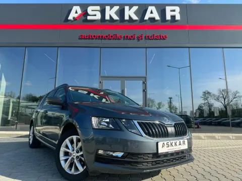 Skoda Octavia — poza 3