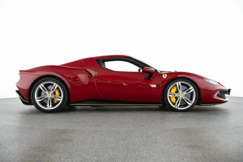 Ferrari 296 Gtb — poza 3