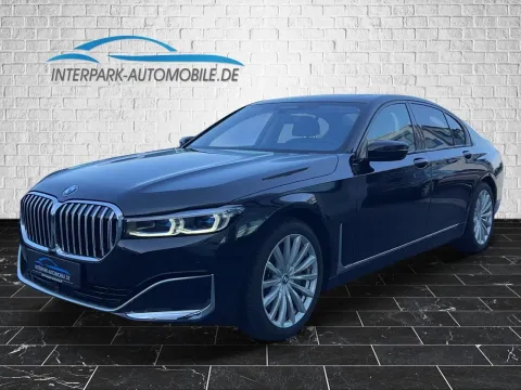 BMW 740 — poza 2