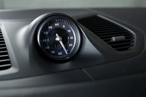 Porsche Cayenne — poza 2