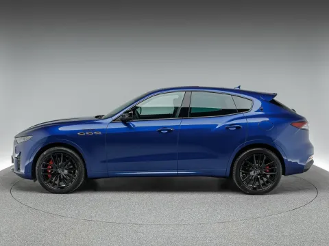 Maserati Levante — poza 2