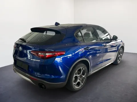 Alfa Romeo Stelvio — poza 3
