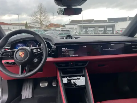 Porsche Macan — poza 2