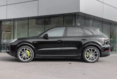 Porsche Cayenne — poza 3