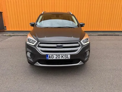 Ford Kuga — poza 3