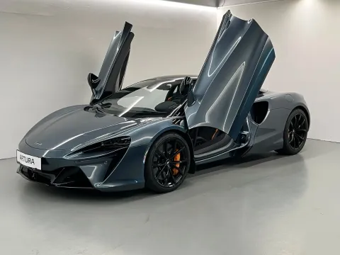 McLaren Artura — poza 2