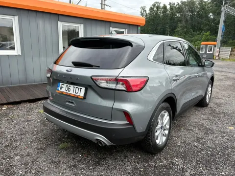 Ford Kuga — poza 3