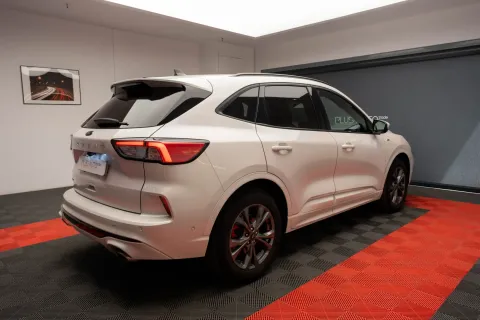 Ford Kuga — poza 2