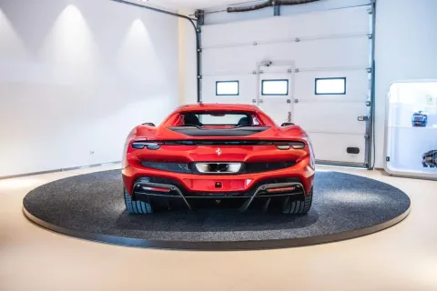 Ferrari 296 Gtb — poza 3