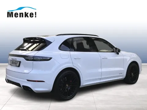 Porsche Cayenne — poza 2