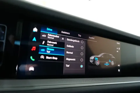 Porsche Cayenne — poza 2