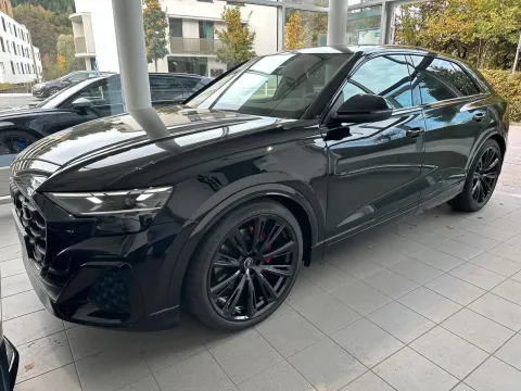 Audi Q8 — poza 2