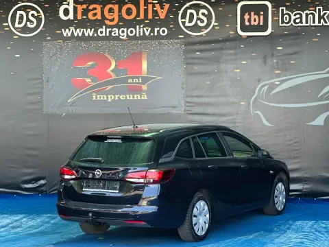 Opel Astra — poza 3