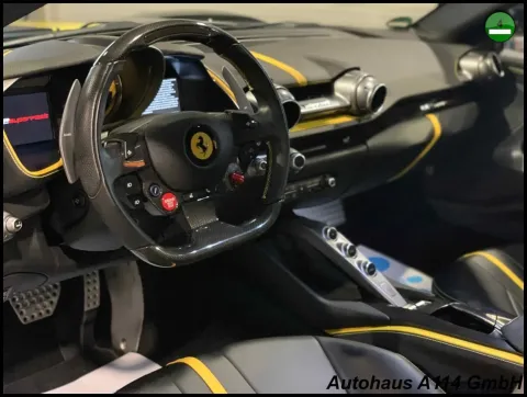 Ferrari 812 — poza 2