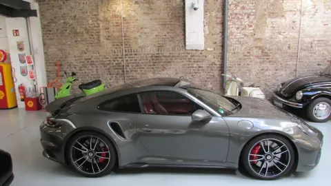 Porsche 992 — poza 3