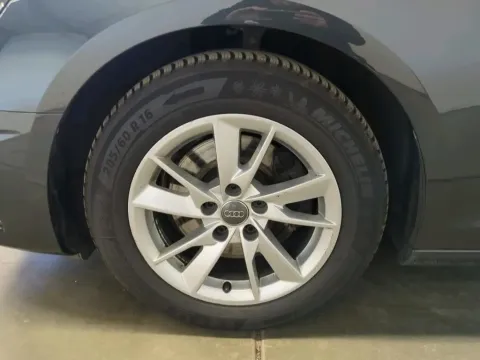 Audi A4 — poza 3