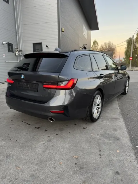 BMW 318 — poza 2
