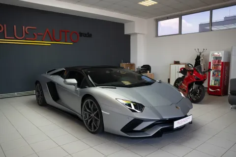 Lamborghini Aventador