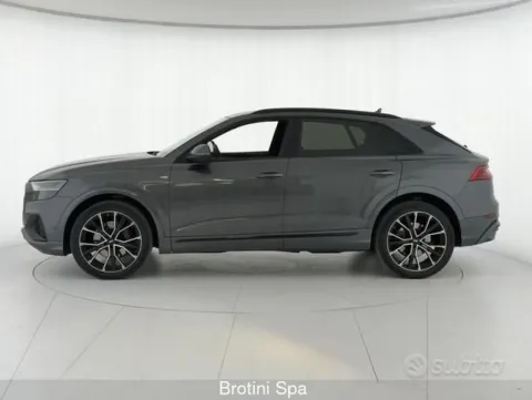 Audi Q8 — poza 3