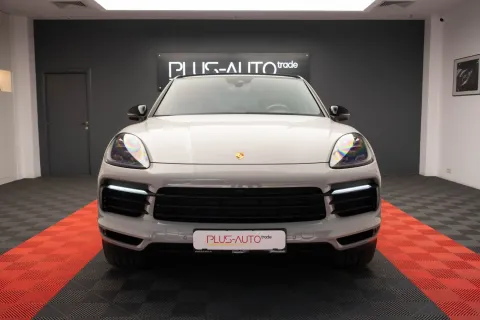 Porsche Cayenne — poza 2