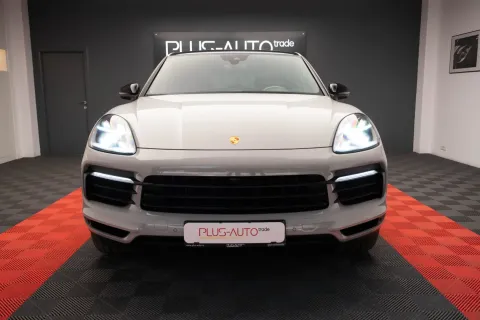 Porsche Cayenne — poza 3