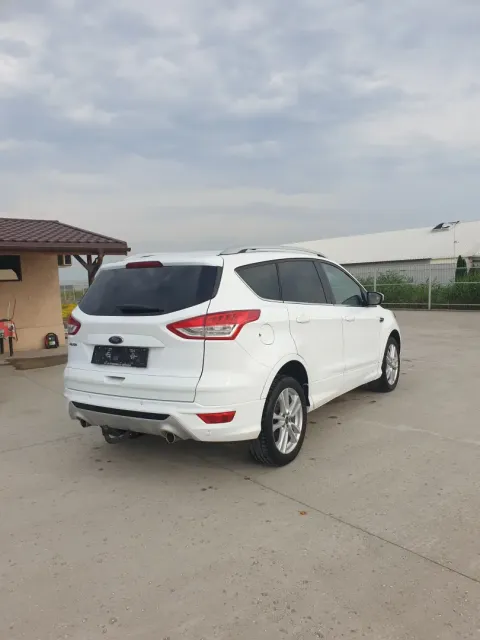 Ford Kuga — poza 3