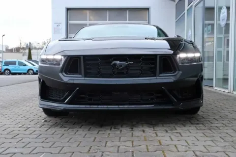 Ford Mustang — poza 3