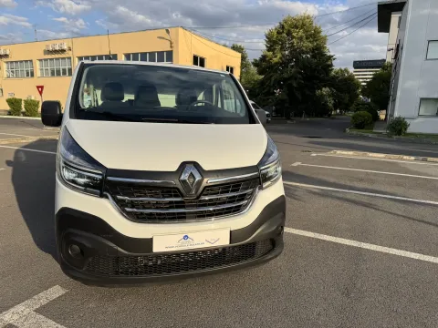 Renault Trafic — poza 2