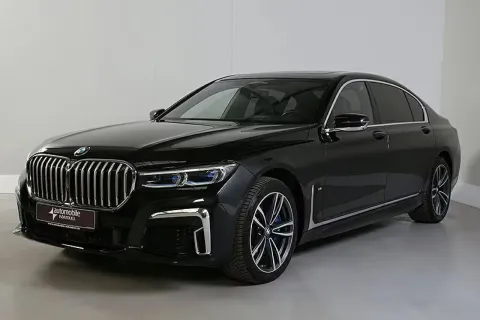 BMW 750