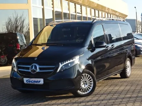 Mercedes-Benz V 220