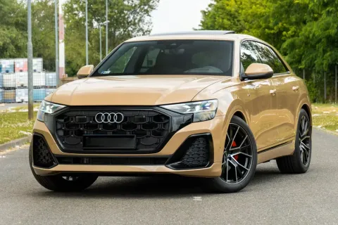 Audi Q8