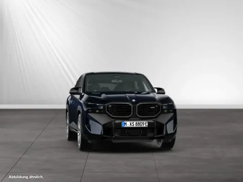 BMW Xm