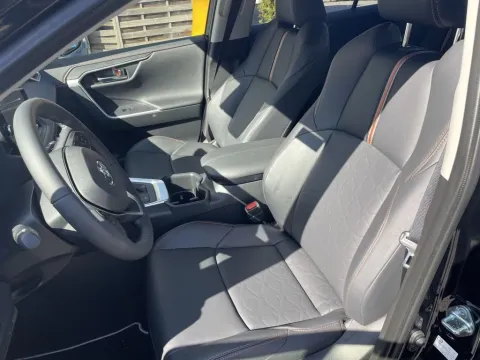 Toyota Rav 4 — poza 3