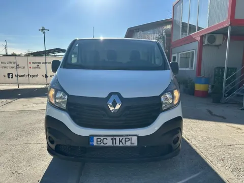 Renault Trafic — poza 2