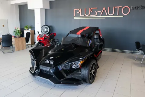 Polaris Slingshot — poza 3