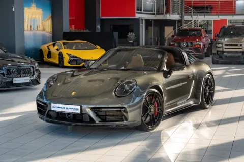 Porsche 992