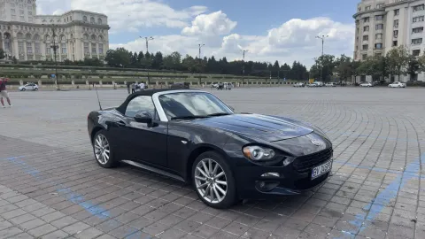 Fiat 124 Spider