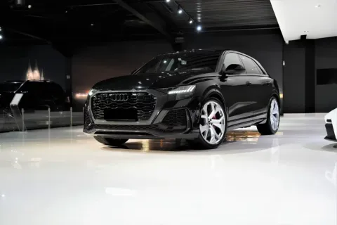Audi Rsq8