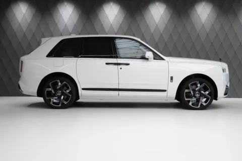 Rolls-Royce Cullinan — poza 2